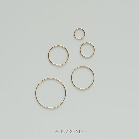 Plain gold ring